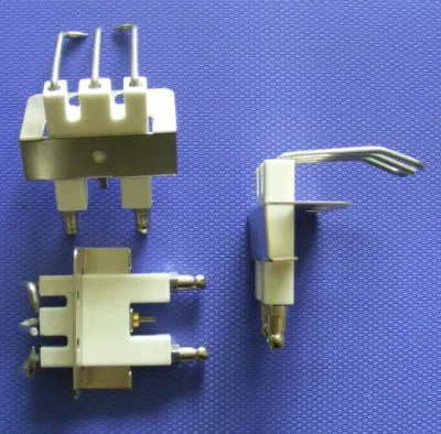 Fournir 95% d'électrode d'étincelle d'aiguille d'allumage en céramique d'alumine pour le brûleur à gaz